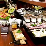 胡利安酒店 4*