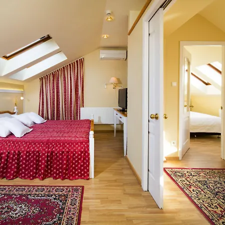 Julian Ξενοδοχείο Πράγα