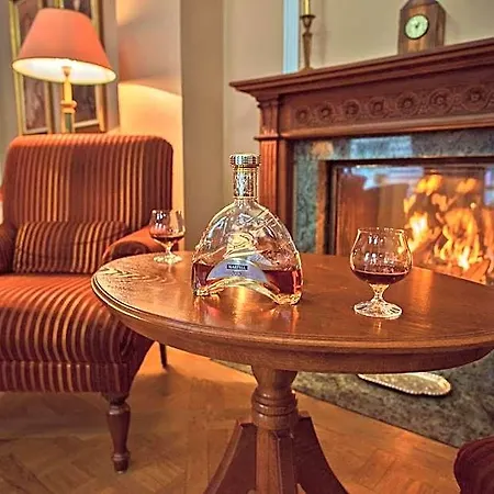 Hotel Julian