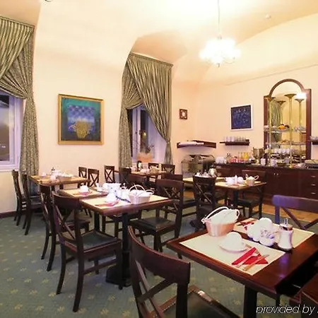 Julian Hotel Praga