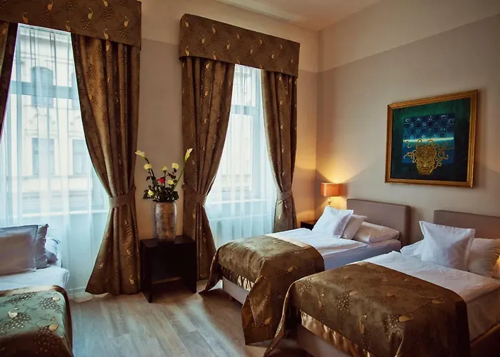 Hotel Julian