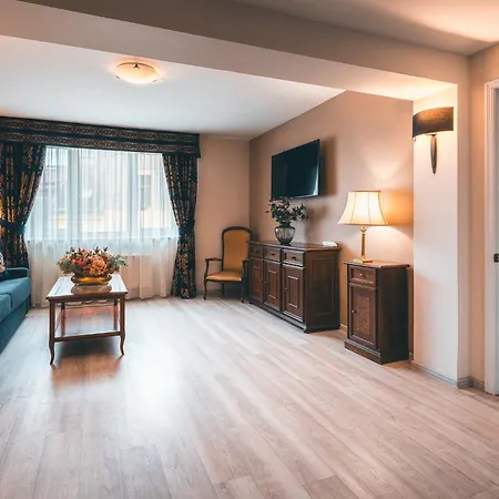 Szálloda Julian 4*